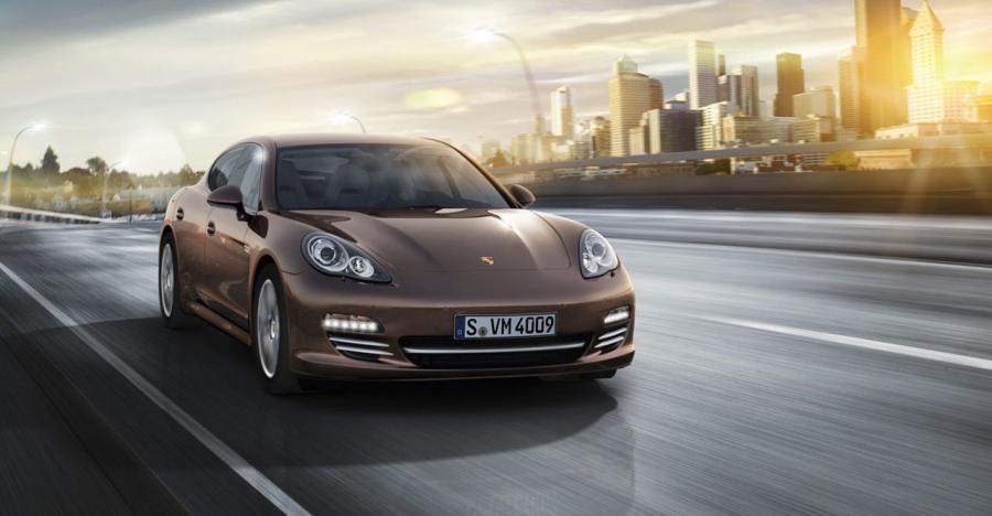  Porsche Panamera Platinum Edition 2012 года  (фото 12 из 27)